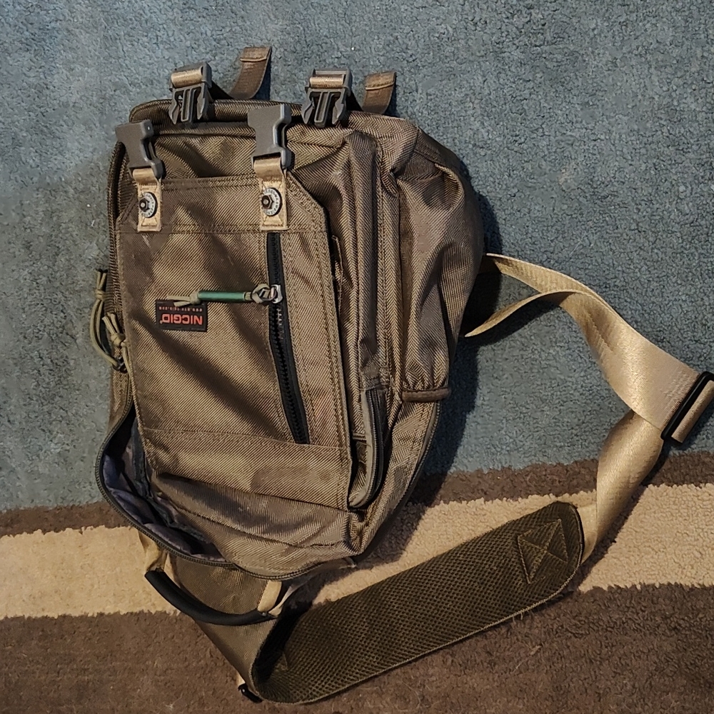 shoulder bag